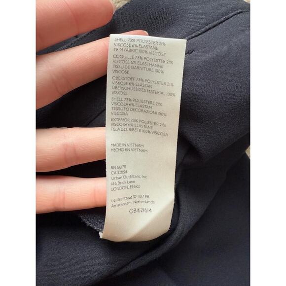 Maeve By Anthropologie Pintuck Tapered Leg Trouser Cuffed Pants Black Size 10 - Picture 8 of 9